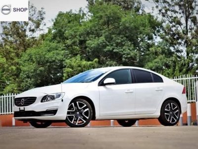 VOLVO S60 WHITE D4