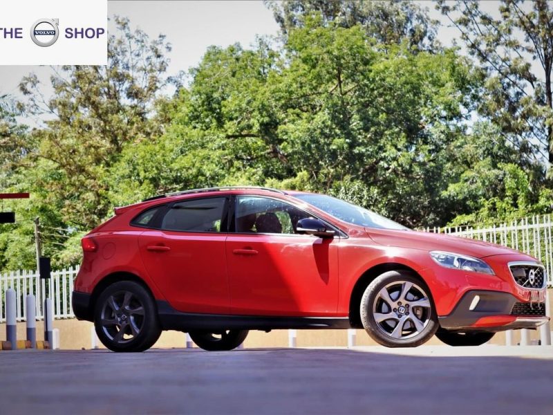 VOLVO V40 CROSS COUNTRY