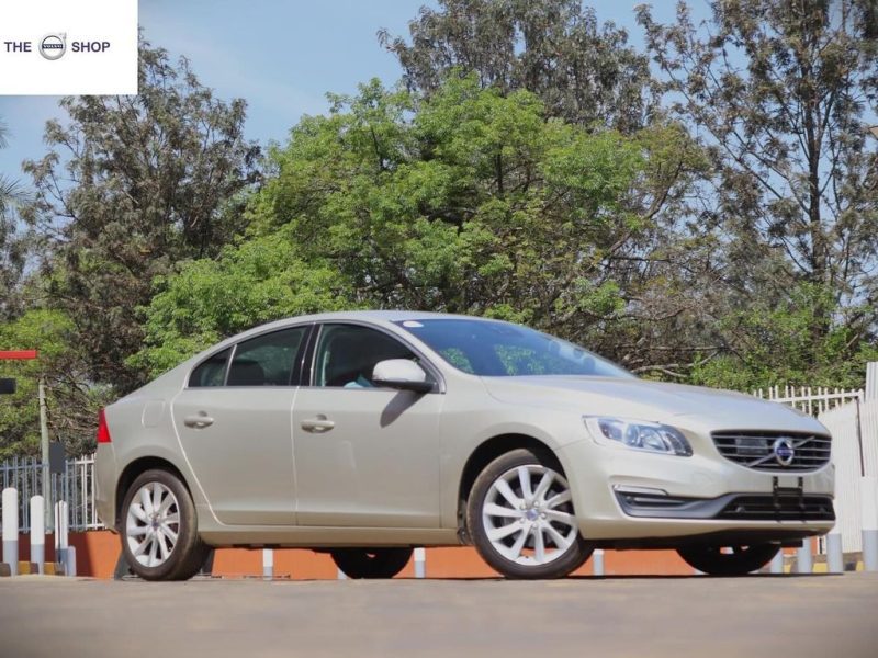 VOLVO S60 T4