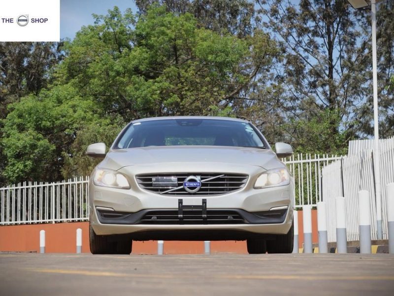 VOLVO S60 T4