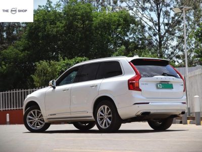 VOLVO XC90 T6