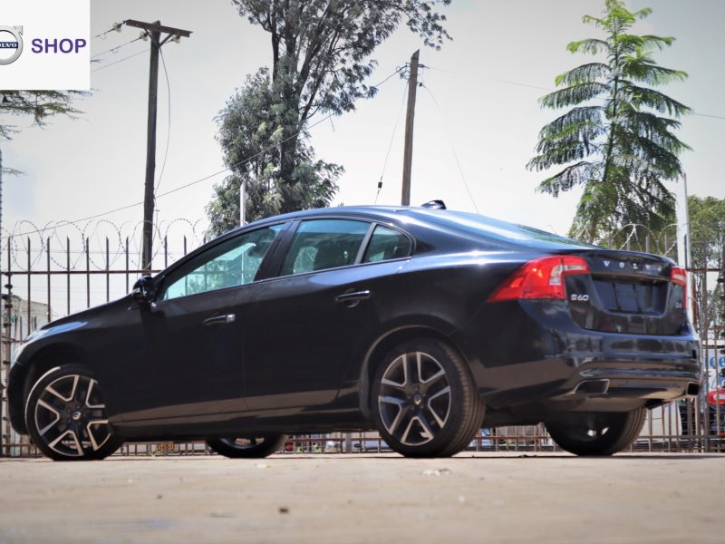 VOLVO S60 D4