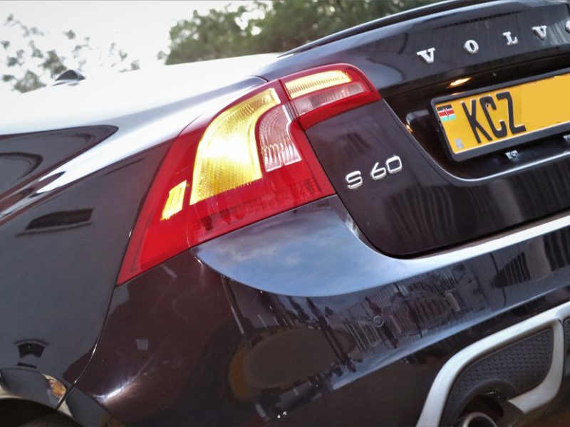 2013 VOLVO S60 T4 RDESIGN BLACK