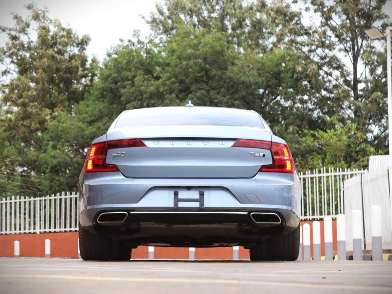 2017 VOLVO S90 T6
