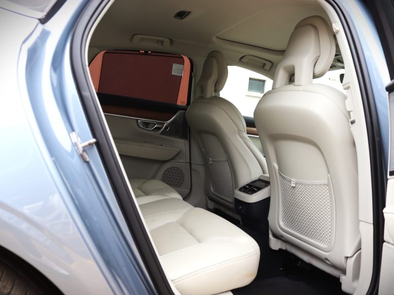 2017 VOLVO S90 T6