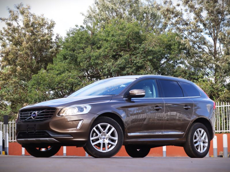 VOLVO XC60 BROWN