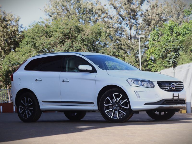2017 Volvo XC60 D4