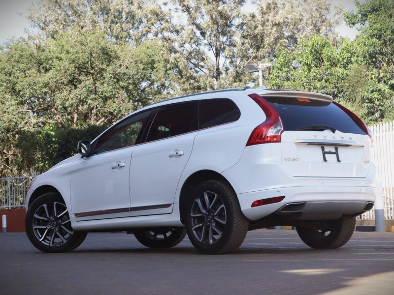 2017 Volvo XC60 D4