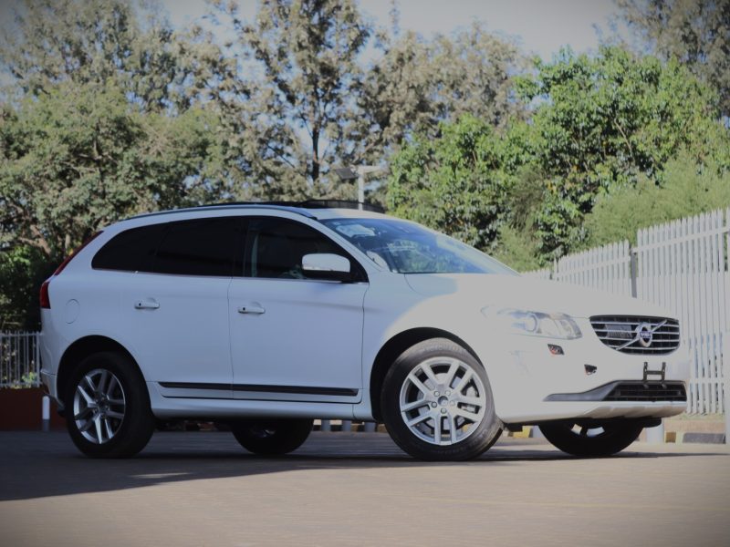 2017 Volvo XC60 D4