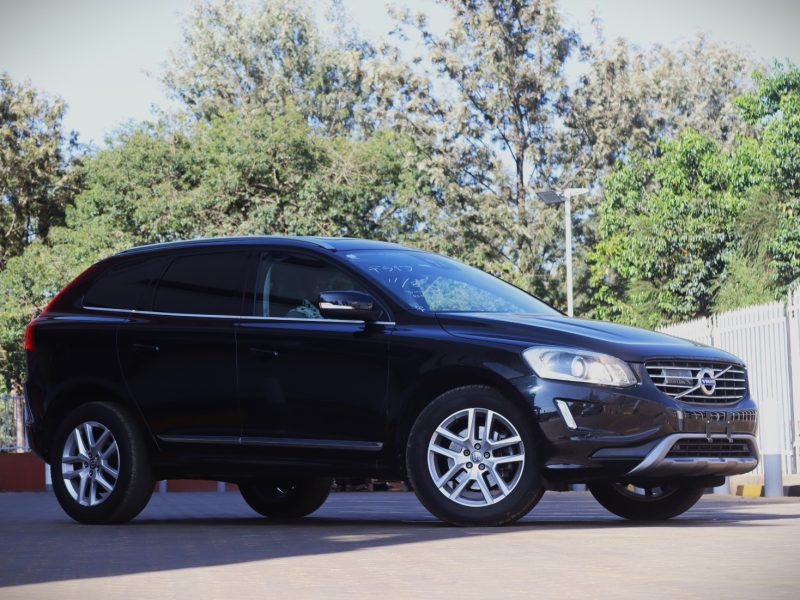 2017 Volvo XC60 D4