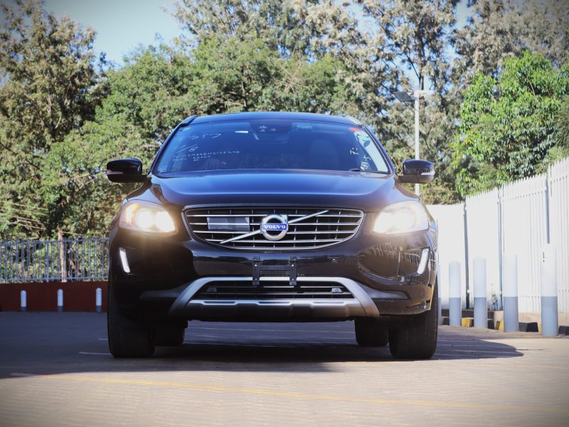 2017 Volvo XC60 D4