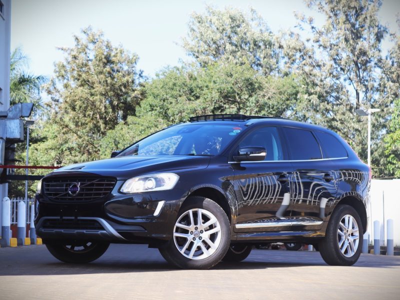 2017 Volvo XC60 D4
