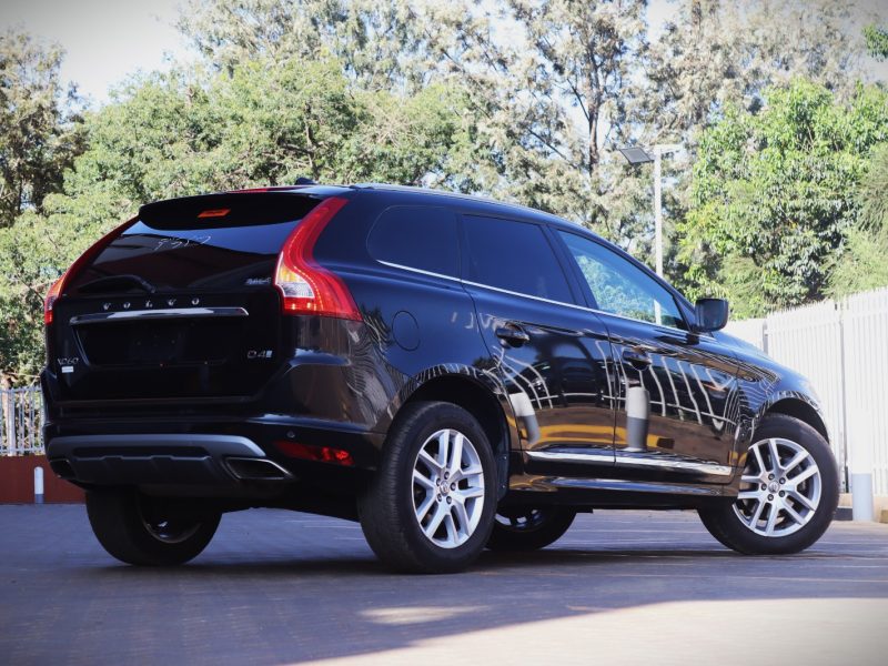 2017 Volvo XC60 D4