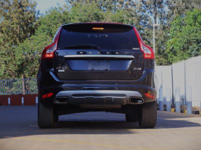 🔥 2017 Volvo XC60 D4 – Bold Black Elegance with Diesel Power 💨 | Available Now at VolvoShop Kenya