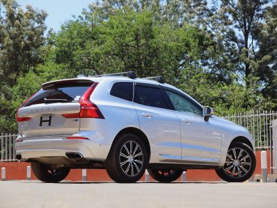 💎 2018 Volvo XC60 T5 – Luxury, Power & Safety Redefined