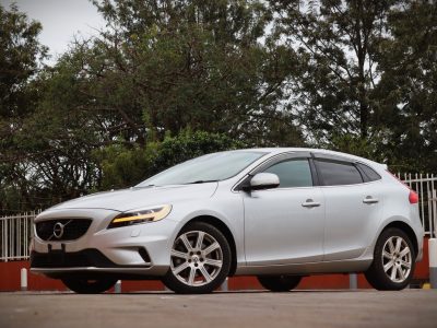 🚘 2017 Volvo V40 D4 | Diesel | Sleek. Smart. Powerful.