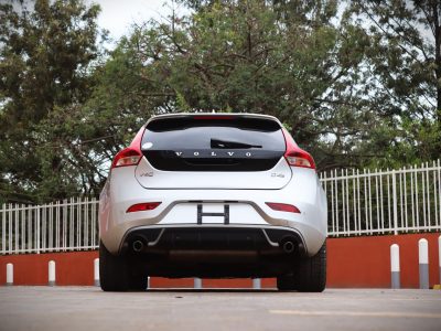 🚘 2017 Volvo V40 D4 | Diesel | Sleek. Smart. Powerful.