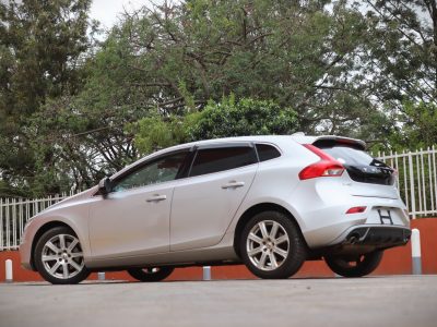 🚘 2017 Volvo V40 D4 | Diesel | Sleek. Smart. Powerful.