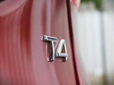 2016 Volvo V40 T4 Wine Red 🚘 2016 Volvo V40 T4 – Wine Red | Premium Hatchback | Turbocharged Luxury