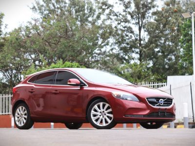 2016 Volvo V40 T4 Wine Red 🚘 2016 Volvo V40 T4 – Wine Red | Premium Hatchback | Turbocharged Luxury