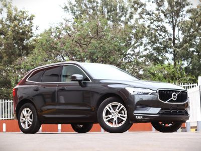 🔵 2018 Volvo XC60 D4 – Gray | Petrol | AWD | Luxury Compact SUV