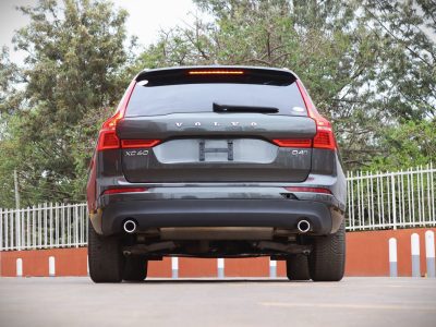 🔵 2018 Volvo XC60 D4 – Gray | Petrol | AWD | Luxury Compact SUV