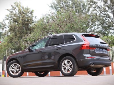 🔵 2018 Volvo XC60 D4 – Gray | Petrol | AWD | Luxury Compact SUV