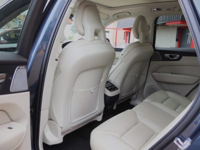 🔵 2018 Volvo XC60 T5 – Blue | Petrol | AWD | Luxury Compact SUV