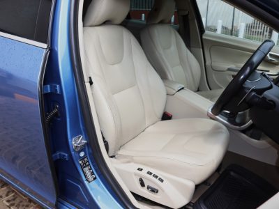 2014 Volvo S60 T4 – Sleek, Safe, and Sporty