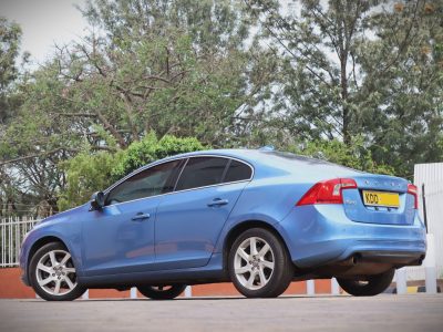 2014 Volvo S60 T4 – Sleek, Safe, and Sporty