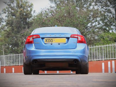 2014 Volvo S60 T4 – Sleek, Safe, and Sporty