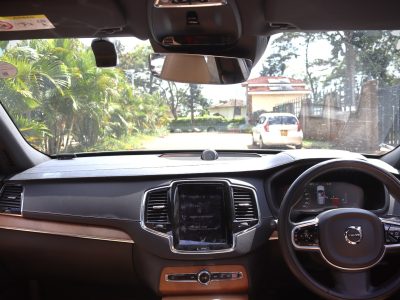 🚘 2018 Volvo XC90 T8 Inscription Plug-In Hybrid with Sunroof - Luxury & Power Combined
