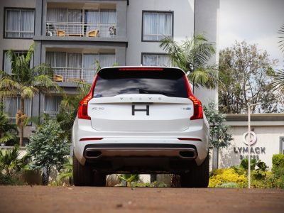 🚘 2018 Volvo XC90 T8 Inscription Plug-In Hybrid with Sunroof - Luxury & Power Combined
