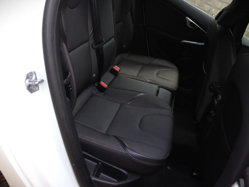 🚗 2018 Volvo V40 Cross Country T5 - Rugged Luxury Hatchback