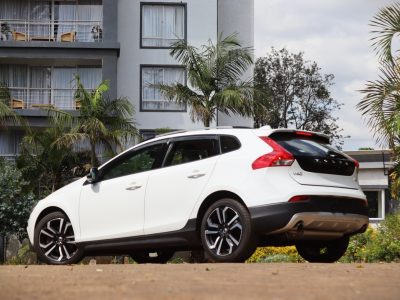 🚗 2018 Volvo V40 Cross Country T5 - Rugged Luxury Hatchback