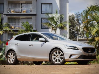 2018 Volvo V40 D4 – Sporty Diesel
