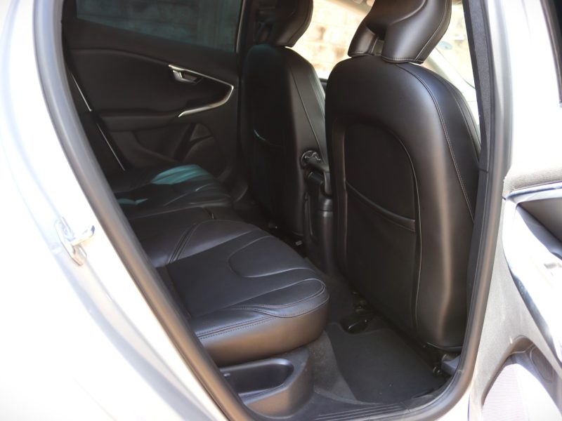 2018 Volvo V40 D4 – Sporty Diesel