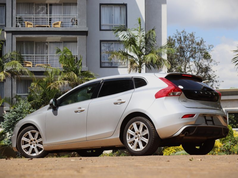 2018 Volvo V40 D4 – Sporty Diesel