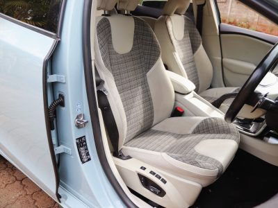 2017 Volvo V40 D4 – Teal Elegance Meets Turbo Diesel Power 🌟