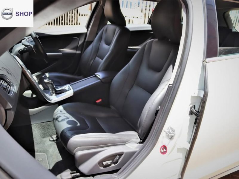 2017 Volvo V60 T5 – The New Shape Sportswagon Redefined 💼⚡ | Now at VolvoShop Kenya