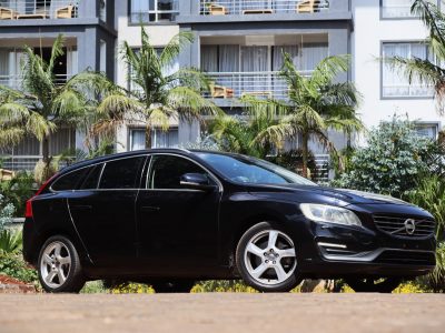 2013 Volvo V60 T4 – Sleek Scandinavian Wagon for the Modern Driver 🇸🇪🚗
