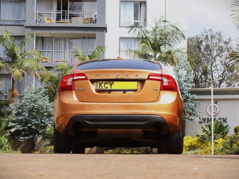 2012 Volvo S60 T4 – Sleek Brown Sedan with Sunroof & Turbo Power ☕☀️ | For Sale at VolvoShop Kenya