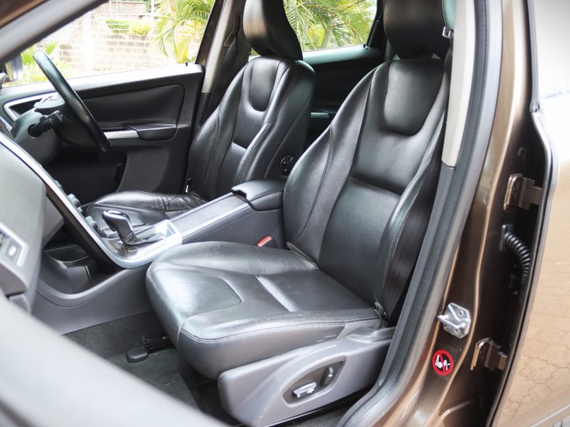 2014 Volvo XC60 T5 – Sleek, Safe, and Turbocharged for Everyday Adventure 🚙⚡ | For Sale at VolvoShop Kenya