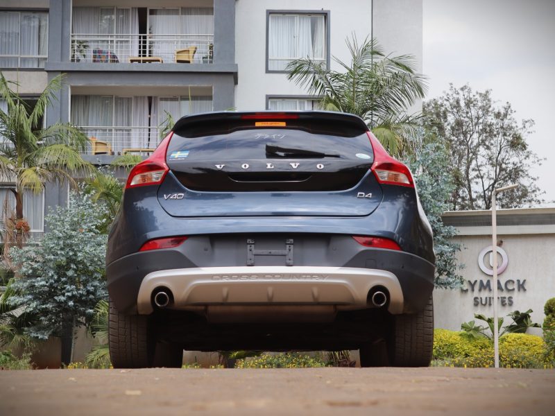 2018 Volvo V40 Cross Country – Urban Elegance Meets Rugged Versatility 🚙❄️ | Available Now at VolvoShop Kenya