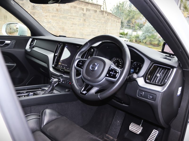 2018 Volvo XC60 T6 R-Design – Turbocharged Elegance Meets Dynamic Performance ⚡🔵 | Now Available at VolvoShop Kenya