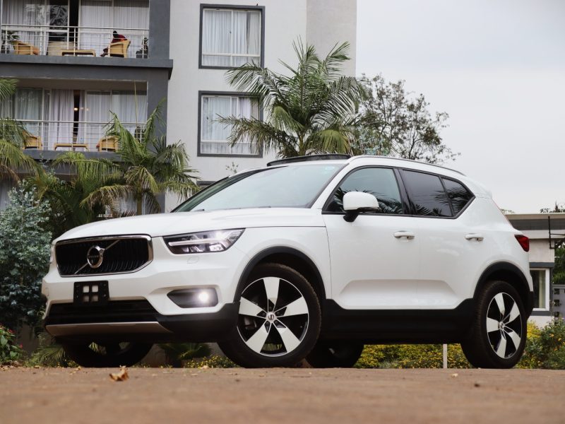 2018 Volvo XC40 T4 – Bold, Compact & Premium in Elegant White ⚪🚙 | Now at VolvoShop Kenya