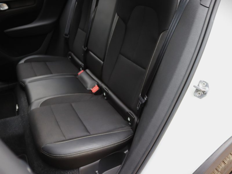 2018 Volvo XC40 T4 – Bold, Compact & Premium in Elegant White ⚪🚙 | Now at VolvoShop Kenya