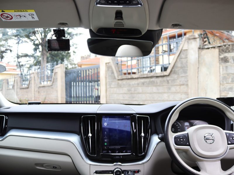 2018 Volvo XC60 T5 Inscription – Luxury in Motion with Sunroof & Striking Blue Finish 💎🌤️ | Now at VolvoShop Kenya