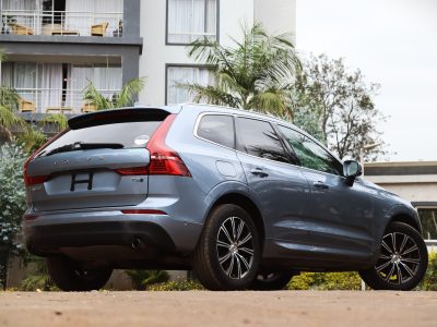 2018 Volvo XC60 T5 Inscription – Luxury in Motion with Sunroof & Striking Blue Finish 💎🌤️ | Now at VolvoShop Kenya