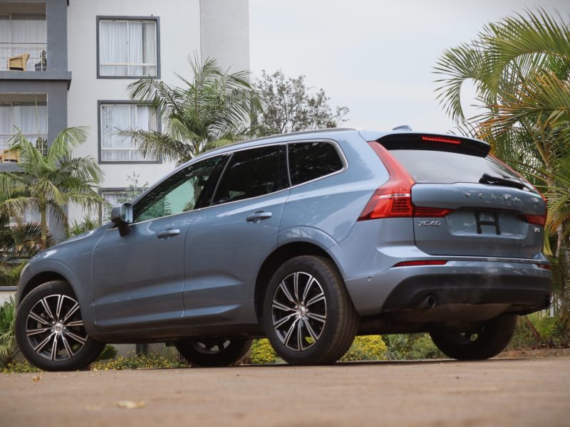 2018 Volvo XC60 T5 Inscription – Luxury in Motion with Sunroof & Striking Blue Finish 💎🌤️ | Now at VolvoShop Kenya